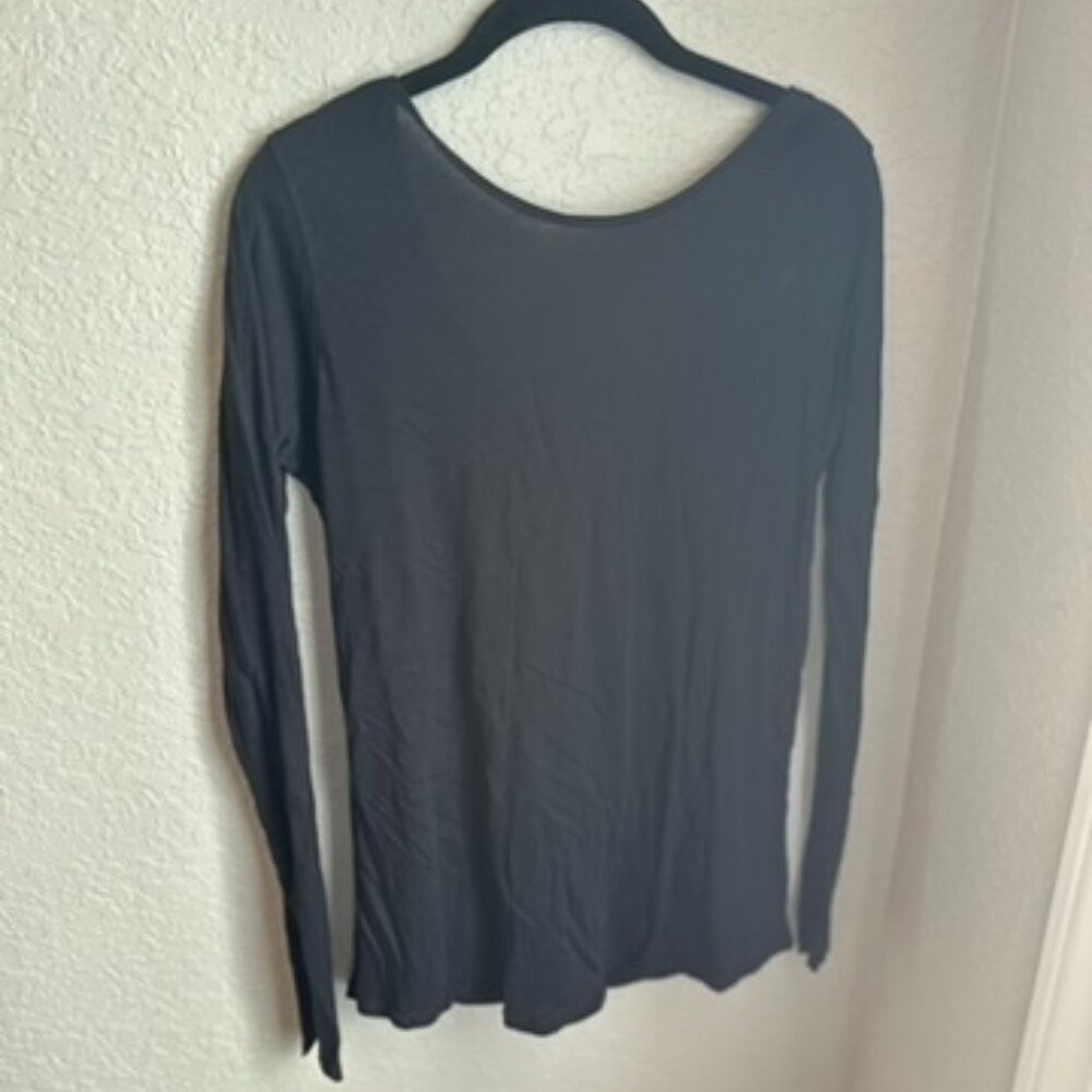 Lululemon open back longsleeve shirt
